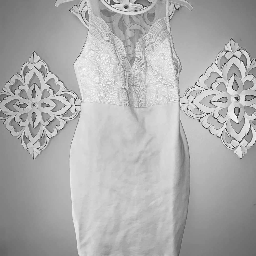 Lulus Bodycon Mini lace dress